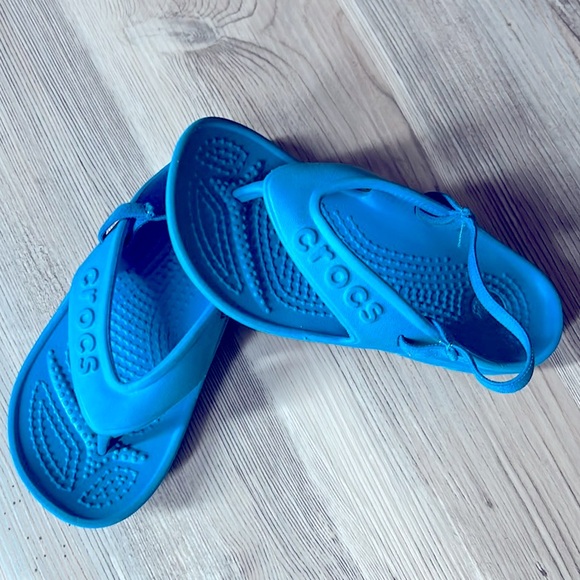CROCS Blue Child Size 11 Flip Flop Sandals Boy Girl Ankle Strap              O - Picture 14 of 14